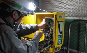 高速道路通信設備工事1